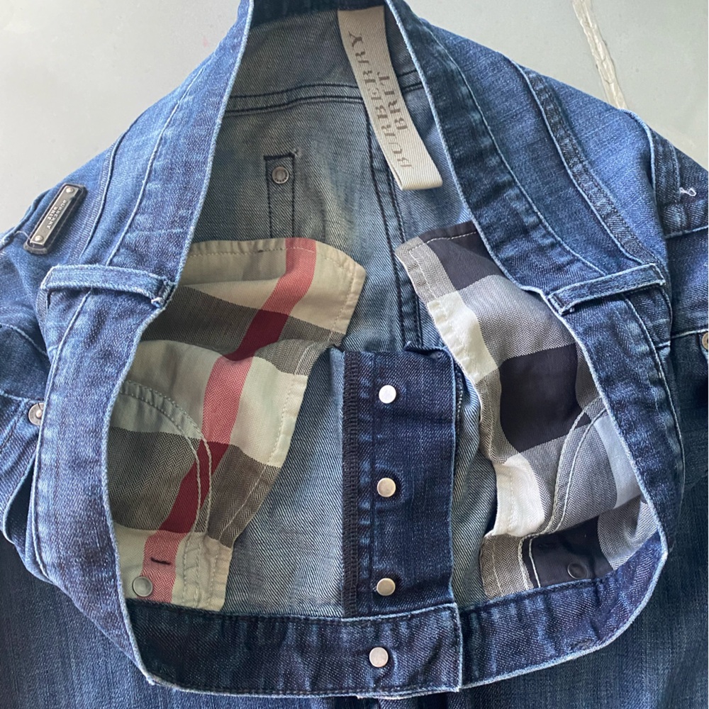 Burberry Brit Jeans.